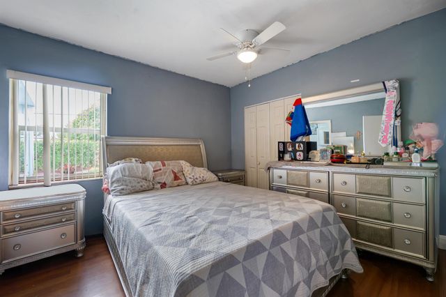 1403 W Broome Street, Lantana, FL 33462