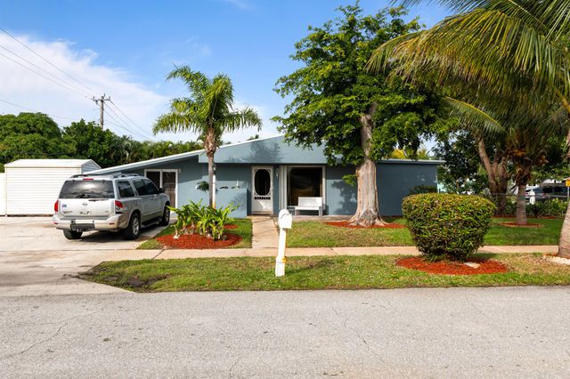 1403 W Broome Street, Lantana, FL 33462