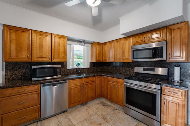 1403 W Broome Street, Lantana, FL 33462