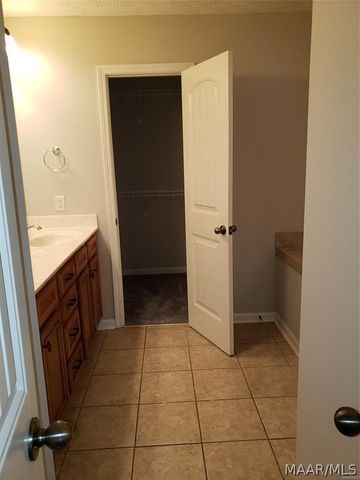 8708 Lindsey Lane, Montgomery, AL 36117