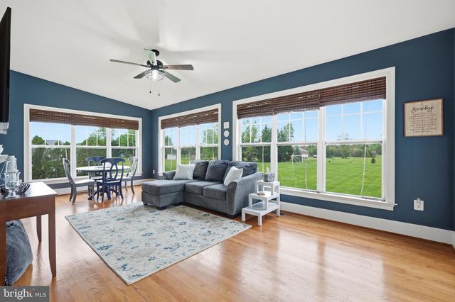 7424 EDINGTON, Warrenton, VA 20187