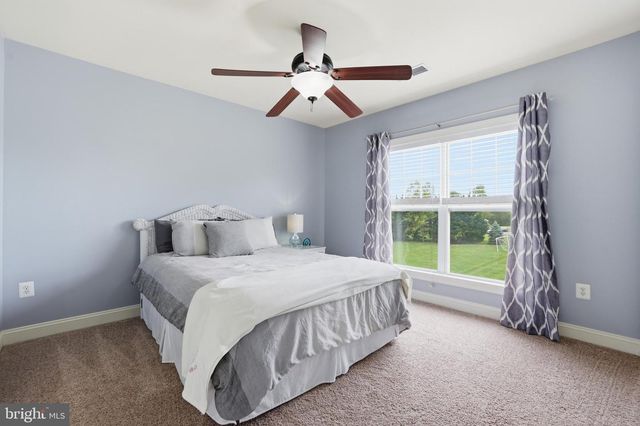 7424 EDINGTON, Warrenton, VA 20187