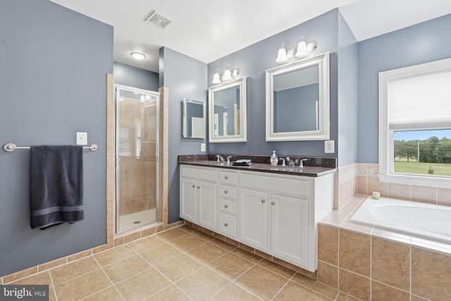 7424 EDINGTON, Warrenton, VA 20187