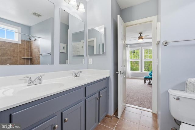 7424 EDINGTON, Warrenton, VA 20187