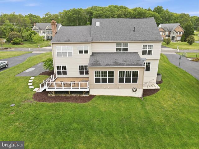 7424 EDINGTON, Warrenton, VA 20187