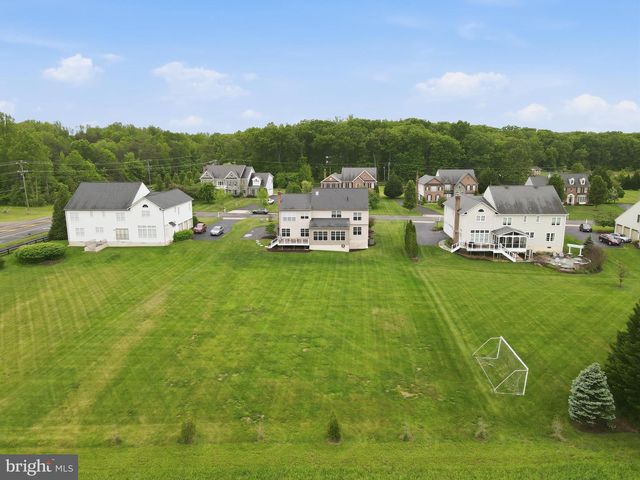 7424 EDINGTON, Warrenton, VA 20187