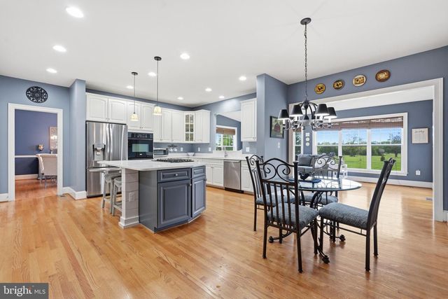 7424 EDINGTON, Warrenton, VA 20187