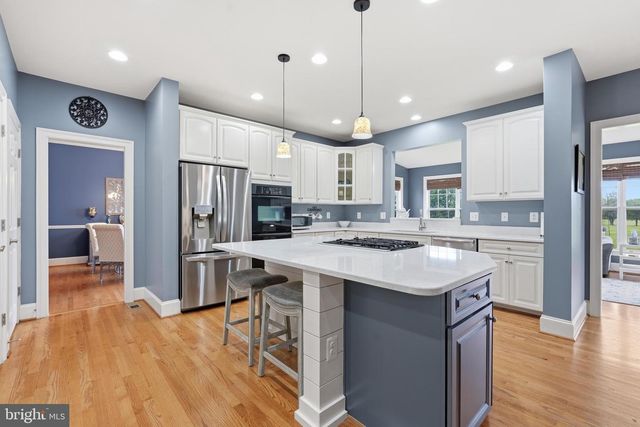 7424 EDINGTON, Warrenton, VA 20187