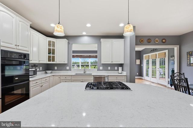 7424 EDINGTON, Warrenton, VA 20187
