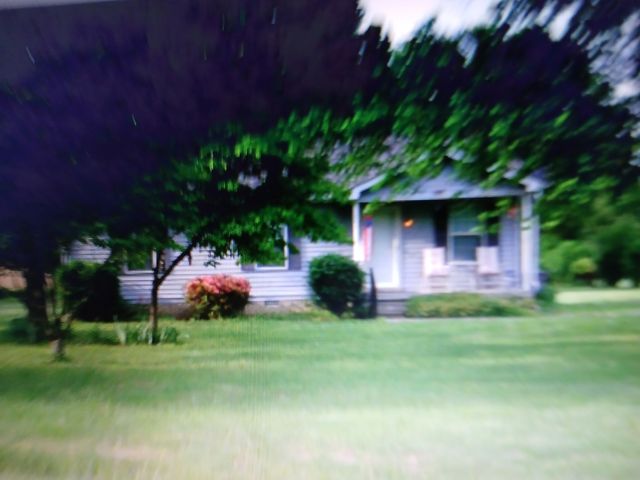 1337 Oaklawn Rd, Chapmansboro, TN 37035