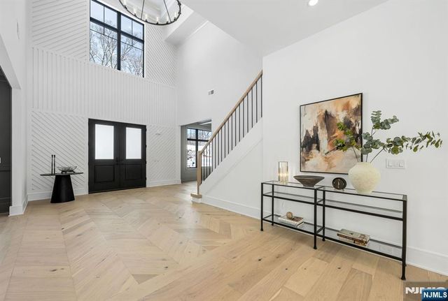 48 Brook Road, Upper Saddle River, NJ 07458