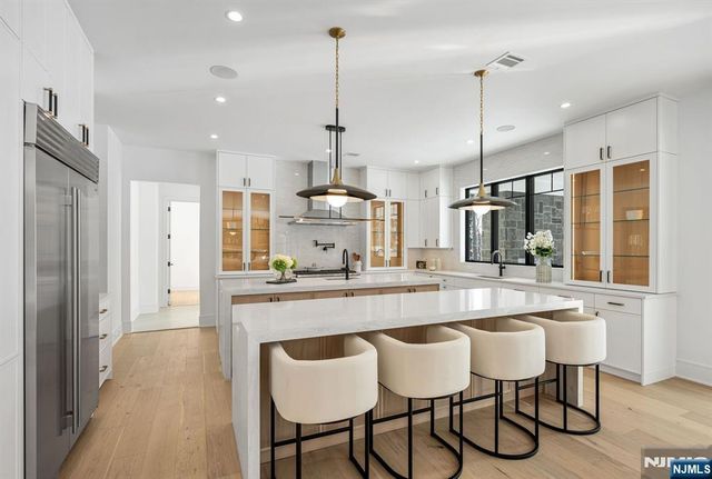 48 Brook Road, Upper Saddle River, NJ 07458