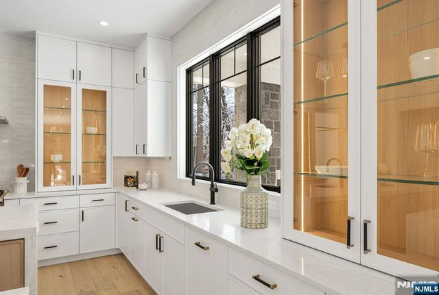 48 Brook Road, Upper Saddle River, NJ 07458