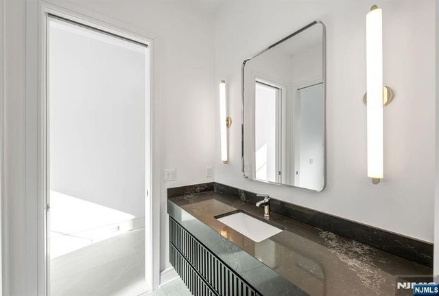 48 Brook Road, Upper Saddle River, NJ 07458