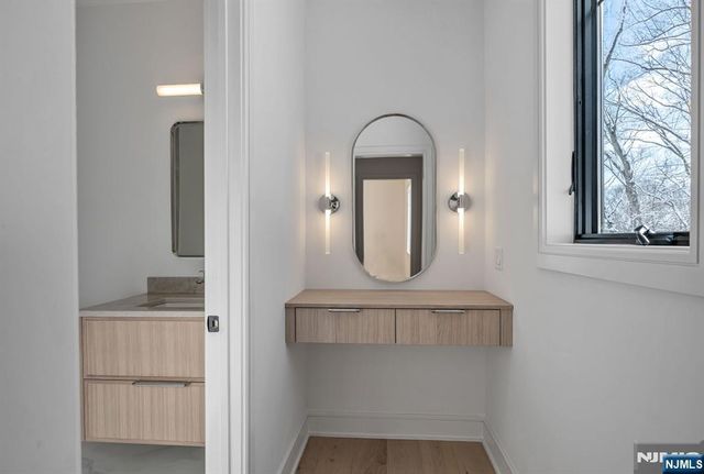 48 Brook Road, Upper Saddle River, NJ 07458