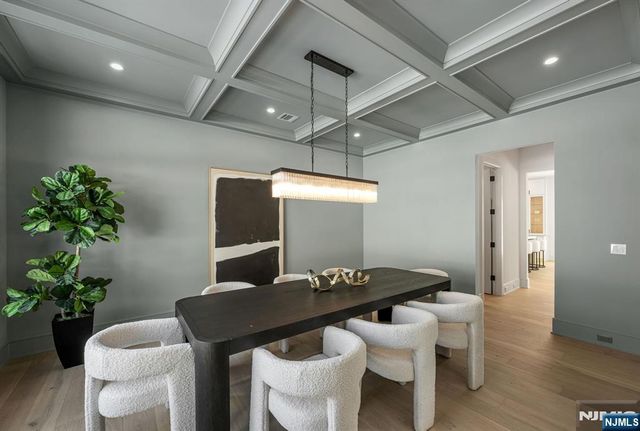 48 Brook Road, Upper Saddle River, NJ 07458