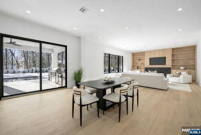 48 Brook Road, Upper Saddle River, NJ 07458