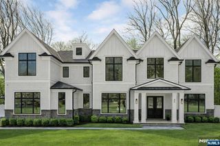 48 Brook Road, Upper Saddle River, NJ 07458