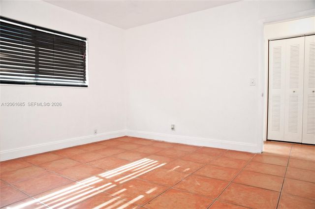 304 SE 9th Ct 6, Hallandale Beach, FL 33009