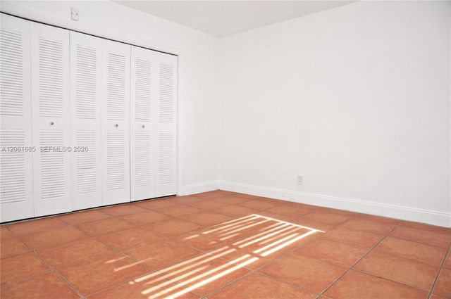 304 SE 9th Ct 6, Hallandale Beach, FL 33009