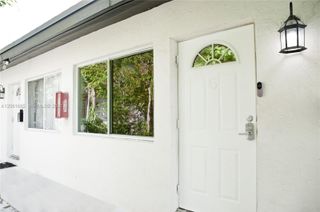 304 SE 9th Ct 6, Hallandale Beach, FL 33009