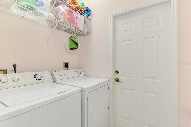 5253 AVENIDA DEL MARE, Sarasota, FL 34242