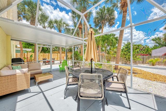 5253 AVENIDA DEL MARE, Sarasota, FL 34242