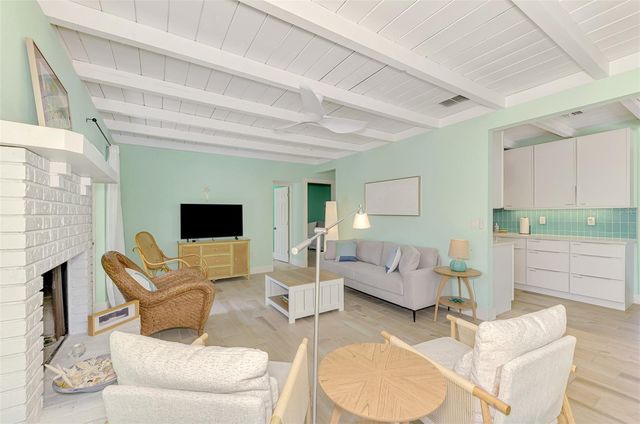 5253 AVENIDA DEL MARE, Sarasota, FL 34242