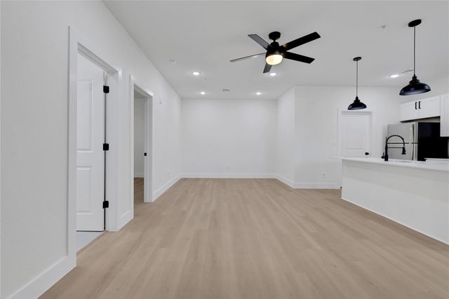 2613 Delafield Street 2, Houston, TX 77023
