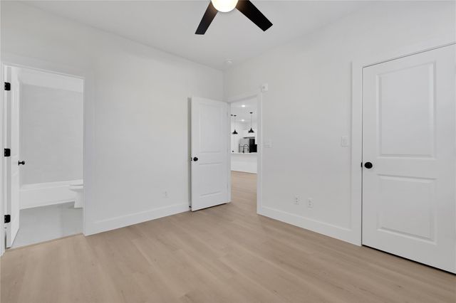 2613 Delafield Street 2, Houston, TX 77023