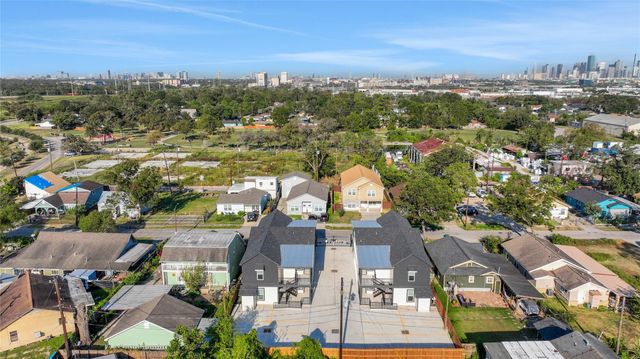 2613 Delafield Street 2, Houston, TX 77023