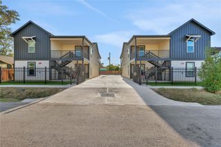 2613 Delafield Street 2, Houston, TX 77023