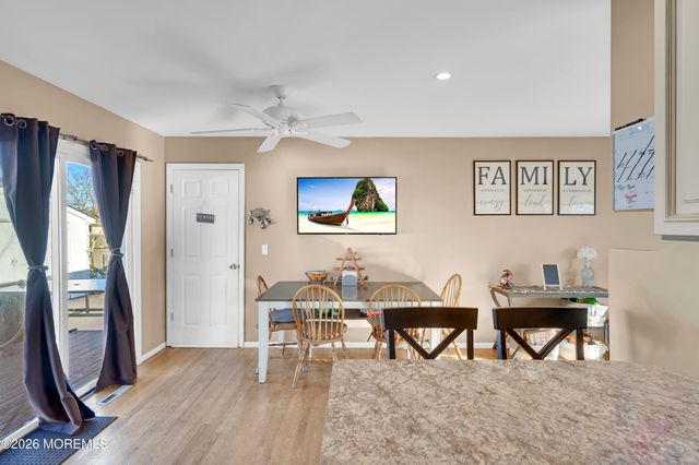 215 Lakewood Avenue, Bayville, NJ 08721