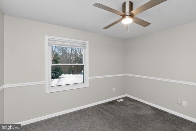 11979 FALLING CREEK DR, Manassas, VA 20112