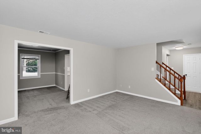 11979 FALLING CREEK DR, Manassas, VA 20112