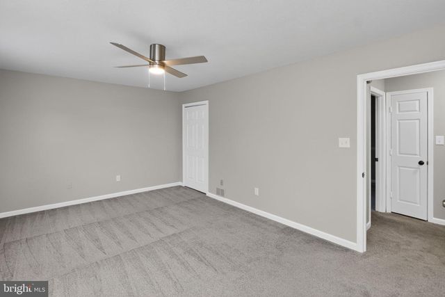 11979 FALLING CREEK DR, Manassas, VA 20112