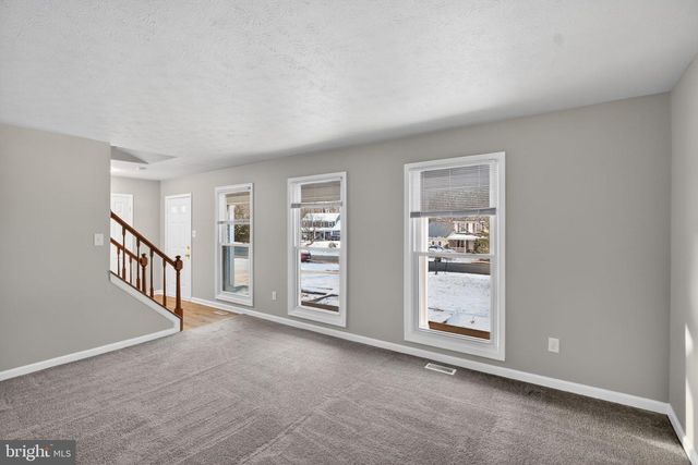 11979 FALLING CREEK DR, Manassas, VA 20112