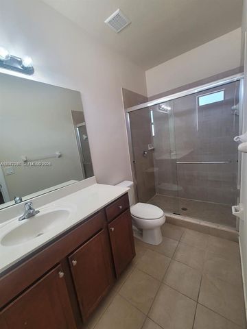 8935 W 35th Lane 8935, Hialeah, FL 33018