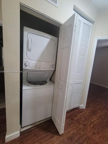8935 W 35th Lane 8935, Hialeah, FL 33018