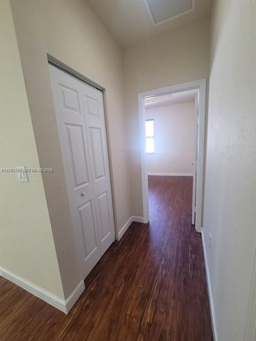 8935 W 35th Lane 8935, Hialeah, FL 33018