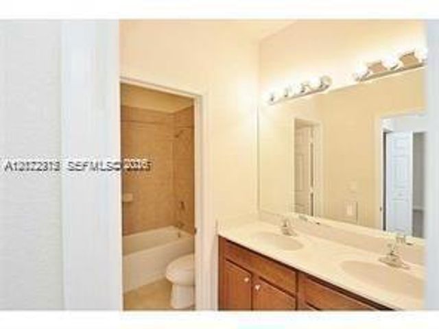 8935 W 35th Lane 8935, Hialeah, FL 33018