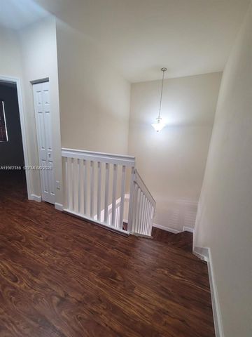 8935 W 35th Lane 8935, Hialeah, FL 33018