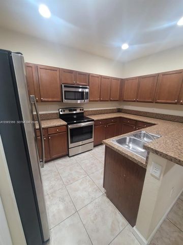 8935 W 35th Lane 8935, Hialeah, FL 33018