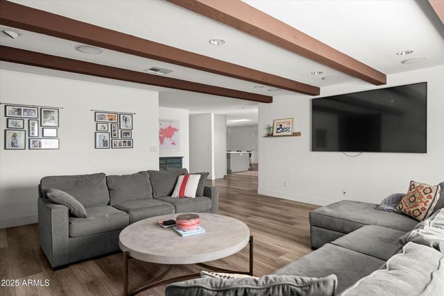 6346 E GOLD DUST Avenue, Paradise Valley, AZ 85253