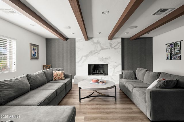 6346 E GOLD DUST Avenue, Paradise Valley, AZ 85253