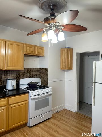 98-100 Carroll Avenue, Bridgeport, CT 06608