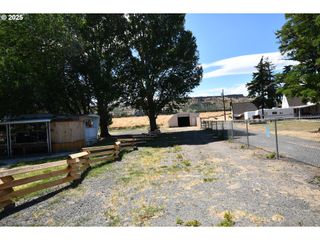 W 2ND St, The Dalles, OR 97058