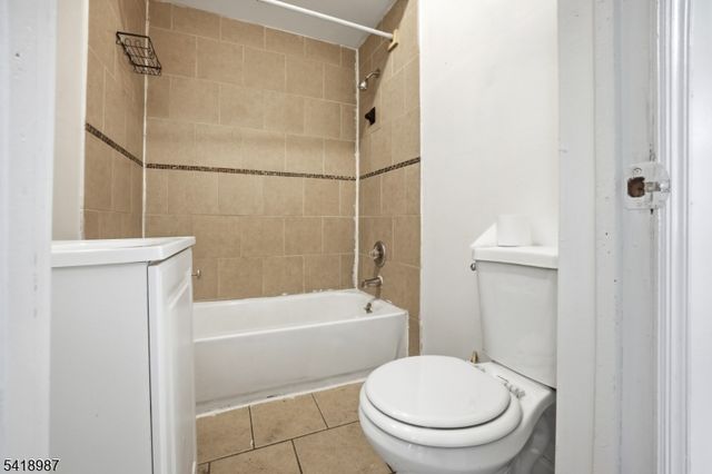375 6Th Ave, Newark City, NJ 07107