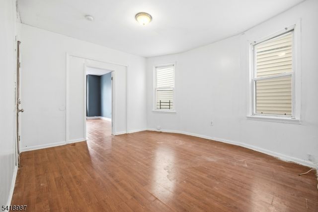 375 6Th Ave, Newark City, NJ 07107