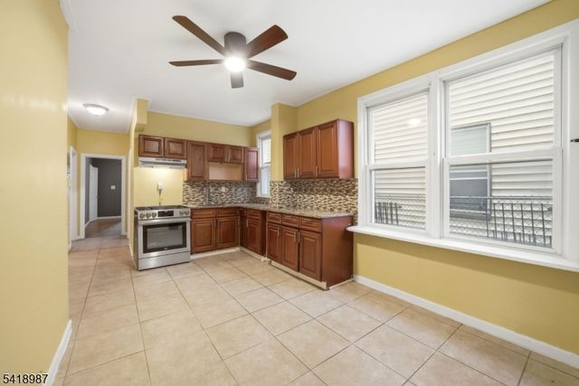 375 6Th Ave, Newark City, NJ 07107